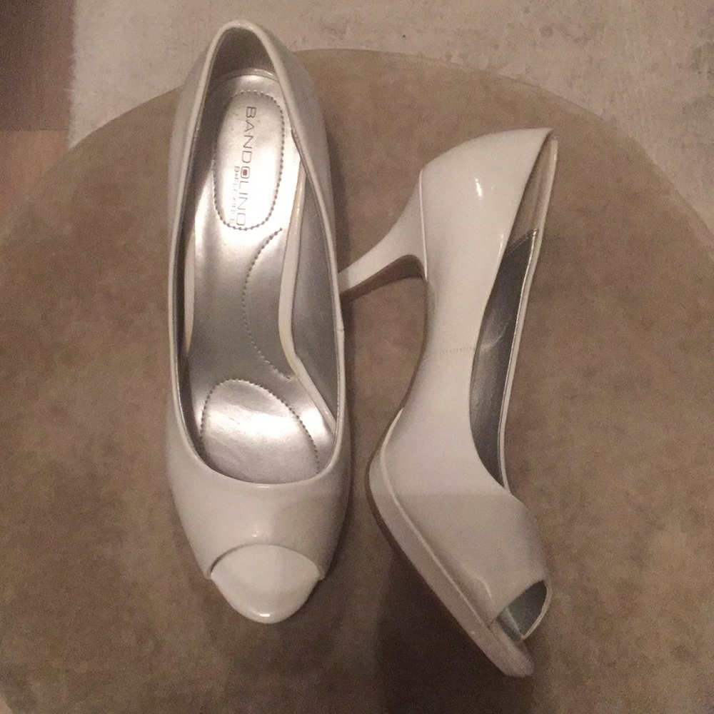 Peep toe heels
